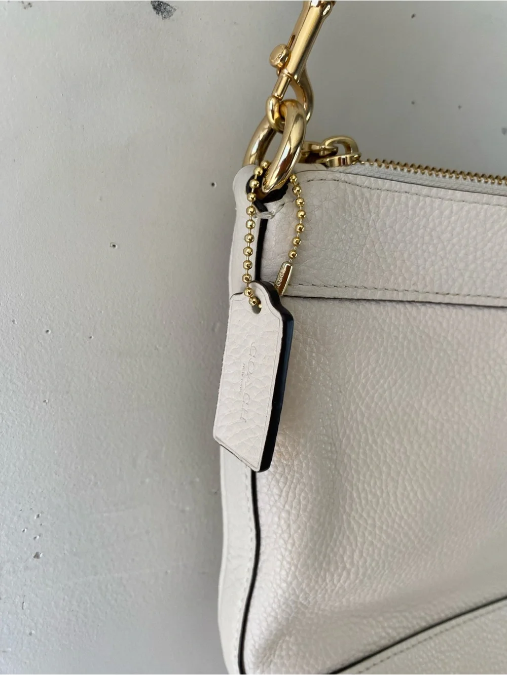 Coach Paxton Duffle F72692 Chalk White Pebble Leather Crossbody Bag Y2K
